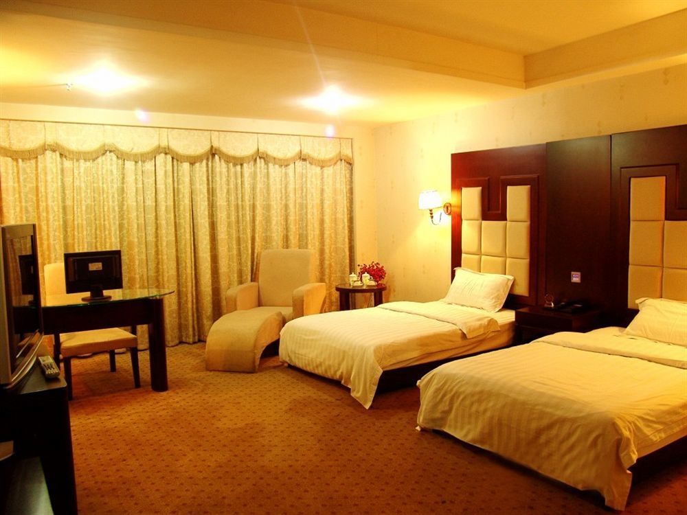 Guangzhou Jiahe Hotel Exterior photo