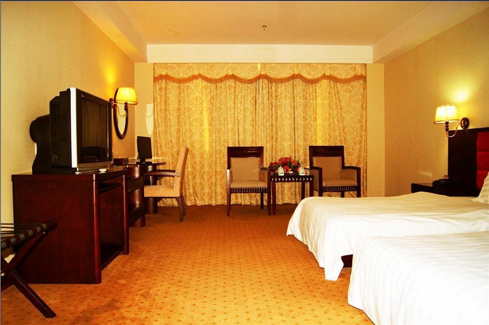 Guangzhou Jiahe Hotel Exterior photo