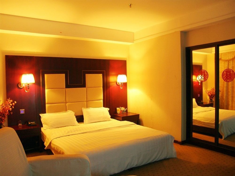 Guangzhou Jiahe Hotel Exterior photo